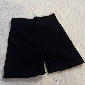 Ribbed workout shorts
